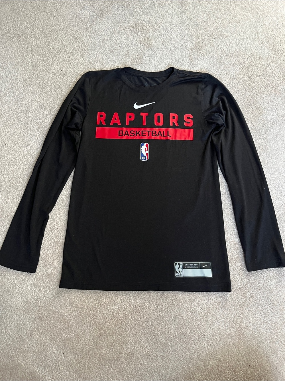 Nike Raptors men (or women) long sleeve shirt